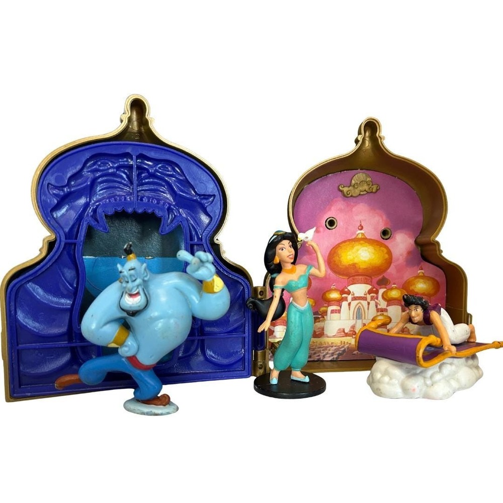 Vintage 1993 Disney's Aladdin Magic Fold-Out Palace Playset by Mattel